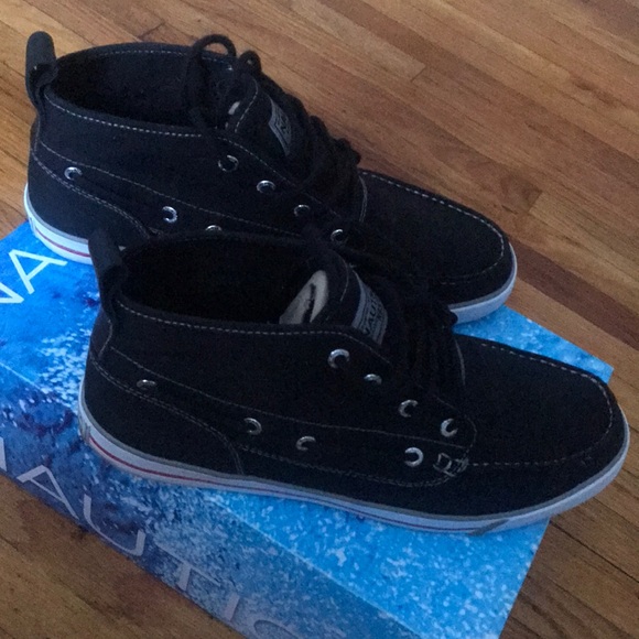 Nautical Delamr Mid Black Canvas Sneaker (10) - Picture 4 of 4